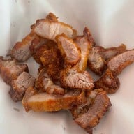 เมนูของร้าน ฟาดยำ ฟาดยำแปดริ้ว