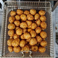 ร้านหน้าหม้อ meatball cafe อุบลราชธานี