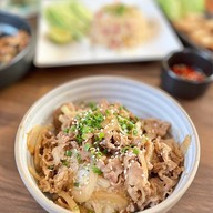 เมนูของร้าน ตามสั่ง abstract