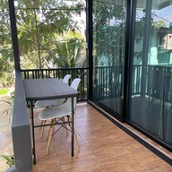 Ban Suan Kratom Cafe & Resort