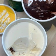 Guss Damn Good ศาลาแดง (Sala Daeng)