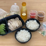 ข้าวมันไก่สิงคโปร์ byโกซิม