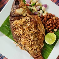 บุ๋มแจ่วฮ้อน