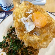 ถูกและดี Porto Chino