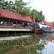ตลาดน้ำดำเนินสะดวก