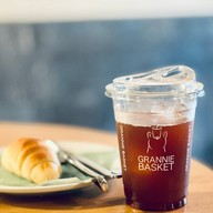 Granniebasket petite Nakhon Pathom city