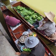 ตลาดน้ำดำเนินสะดวก