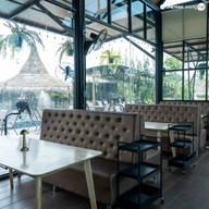 บรรยากาศ ลานนา วอเตอร์ไซด์ พัทลุง
