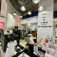 Wondervee x Mash Cafe Mash x Wondervee cafe