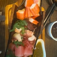 EST.33 - อาหารไทยฟิวชั่น คริสตัล ดีไซน์ เซ็นเตอร์