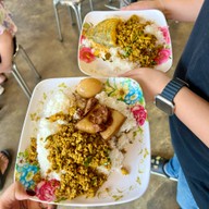 ข้าวแกงปักษ์ใต้ป้าละม่อมเมืองลุง ปั้มลุงเท่ง ขาลงใต้