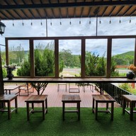 บรรยากาศ No Name Bake House Cafe