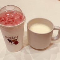 Medium Milk (มีเดียมนมสด)