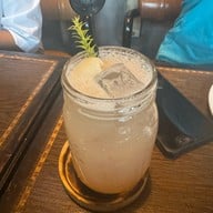 EST.33 - อาหารไทยฟิวชั่น คริสตัล ดีไซน์ เซ็นเตอร์