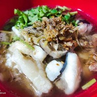 ไก่ย่าง+หมูย่าง+ใส้กรอกอีสาน บางคล้า