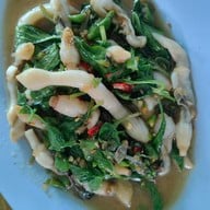 ครัวยายชิ้น -