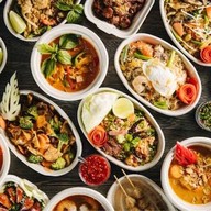 ถนัดยำ(สูตรลับ) ยำวุ้นเส้นโบราณ | กะเพราเนื้อ กะเพราปลาหมึก กะเพราพริกแห้ง | คั่วพริกเกลือ อาหารและน้ำยำที่จริงใจ⭐️