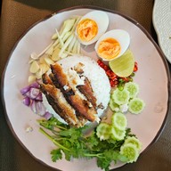 ร้านอาหาร เครื่องดื่ม ทางรถไฟ