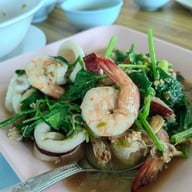 ครัวยายชิ้น -