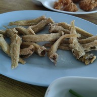 ครัวยายชิ้น -