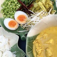 กินข้าวปากซอย