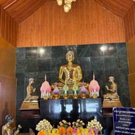 วัดเขาสุกิม