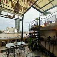 Rim Rooftop Dining & Bar