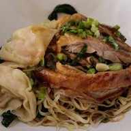 เมนูของร้าน เล๊าเป็ดย่างอินเตอร์