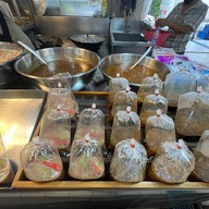 น้ำพริกแม่มาลี ตลาด อ.ต.ก.
