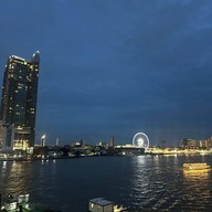 Rim Rooftop Dining & Bar