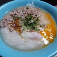 เมนูของร้าน โจ๊กหมู & ก๋วยเตี๋ยวหมู สูตรโบราณ