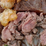 โกเหลียง ก๋วยเตี๋ยวเรือ ปากทางเข้ากองบิน