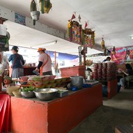 ป.ประทีบ ก๋วยเตี๋ยวเรือ เกษตร - นวมินทร์