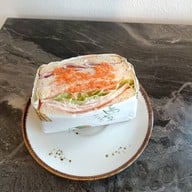 เมนูของร้าน เฮียนโฮม สลัดคาเฟ่ กุฉินารายณ์