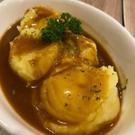 V8 สเต็กเฮ้าส์ ภูเก็ต