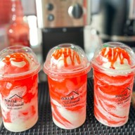 กาแฟหน้าบ้าน ( โฮมทาวด์ ) บางปะอินโฮมทาวด์