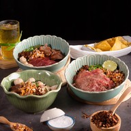 ร้านก๋วยเตี๋ยวเรือวันจันทร์ -