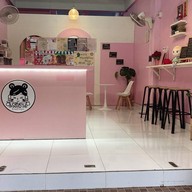 รติชา ชานมไข่มุก[หลังราชภัฏเทพสตรี]ร้านสีชมพู หลังราชภัฏเทพสตรี [ ร้านสีชมพู ]