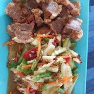 ป้าใหม่ทะเลเผา PamaiseaFood
