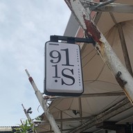 911 | Coffee & Gallery ปัตตานี