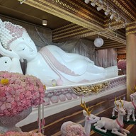 วัดพระธาตุผาซ่อนแก้ว