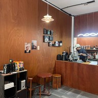 911 | Coffee & Gallery ปัตตานี