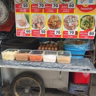 โชกุนผัดไท ตลาดสวนพลู