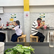 ป.ประทีป ก๋วยเตี๋ยวเรือ ประดิพัทธ์