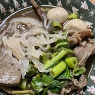 ป.ประทีป ก๋วยเตี๋ยวเรือ ประดิพัทธ์