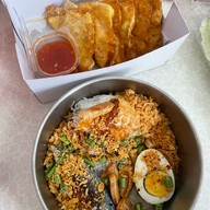 ร้านยำขนมจีนคุณวรรณ พหลโยธิน