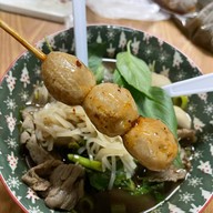 เมนูของร้าน ป.ประทีป ก๋วยเตี๋ยวเรือ ประดิพัทธ์