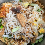 ร้านยำขนมจีนคุณวรรณ พหลโยธิน