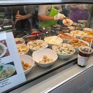 ก๋วยเตี๋ยว อปร.