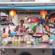 หน้าร้าน เครปข้างป้อม สิงห์บุรี